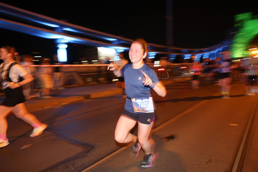 11. PKO Nocny Wrocław Półmaraton - zdjęcia biegaczy