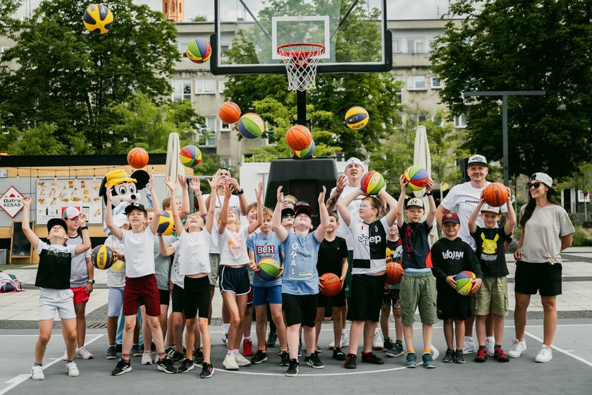 Wrocław Gra w Koszykówkę na placu Nowy Targ, 24 czerwca 2025