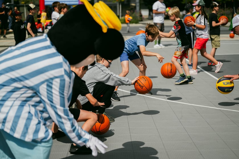 Wrocław Gra w Koszykówkę na placu Nowy Targ, 24 czerwca 2025