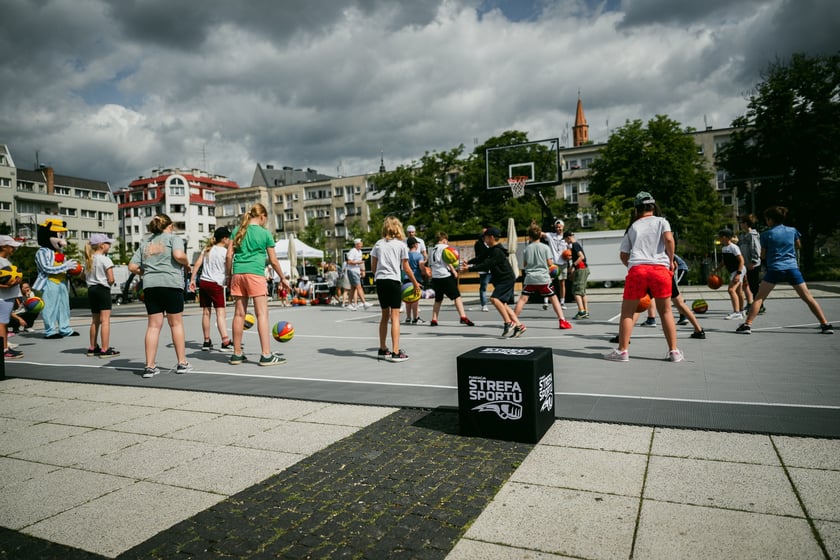 Wrocław Gra w Koszykówkę na placu Nowy Targ, 24 czerwca 2025