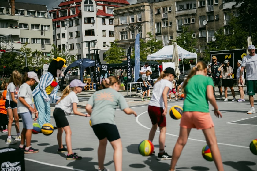 Wrocław Gra w Koszykówkę na placu Nowy Targ, 24 czerwca 2025