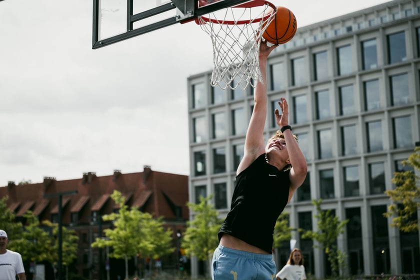 Wrocław Gra w Koszykówkę na placu Nowy Targ, 24 czerwca 2025