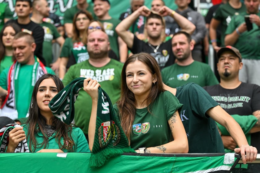 Mecz Śląsk Wrocław - Ruch Chorz&oacute;w 3 sierpnia na Tarczyński Arenie. Zdjęcia kibic&oacute;w