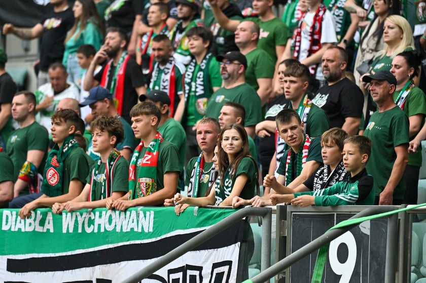 Mecz Śląsk Wrocław - Ruch Chorz&oacute;w 3 sierpnia na Tarczyński Arenie. Zdjęcia kibic&oacute;w