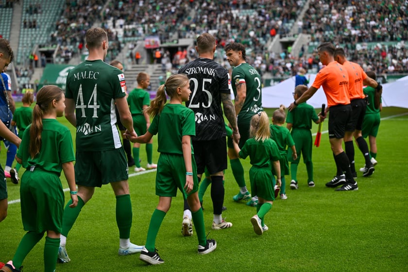 Mecz Śląsk Wrocław - Ruch Chorz&oacute;w 3 sierpnia na Tarczyński Arenie. Zdjęcia kibic&oacute;w