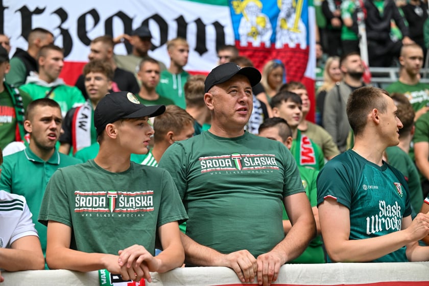 Mecz Śląsk Wrocław - Ruch Chorz&oacute;w 3 sierpnia na Tarczyński Arenie. Zdjęcia kibic&oacute;w