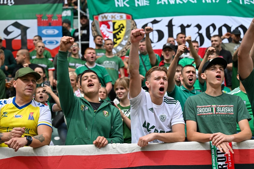 Mecz Śląsk Wrocław - Ruch Chorz&oacute;w 3 sierpnia na Tarczyński Arenie. Zdjęcia kibic&oacute;w