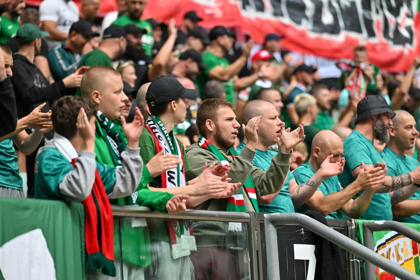 Mecz Śląsk Wrocław - Ruch Chorz&oacute;w 3 sierpnia na Tarczyński Arenie. Zdjęcia kibic&oacute;w