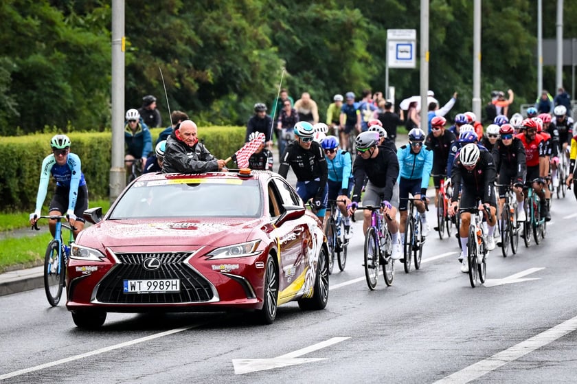 Peleton 82. Tour de Pologne alei Armii Krajowej