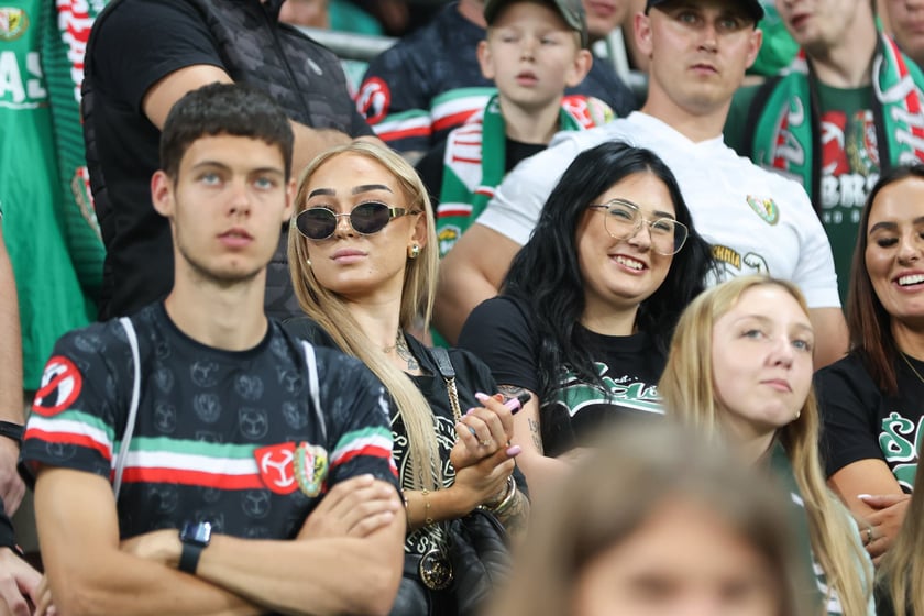 Kibice na Tarczyński Arena na meczu Śląska Wrocław z Miedzią Legnica