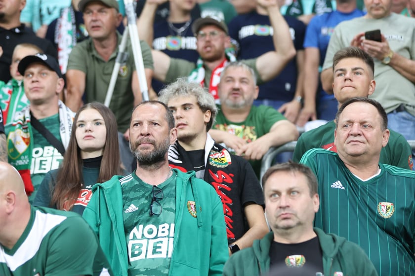 Kibice na Tarczyński Arena na meczu Śląska Wrocław z Miedzią Legnica