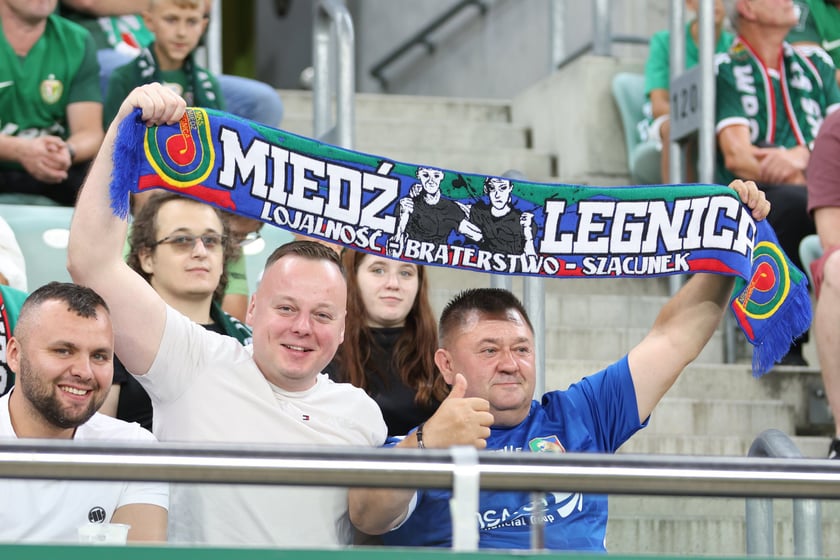 Kibice na Tarczyński Arena na meczu Śląska Wrocław z Miedzią Legnica
