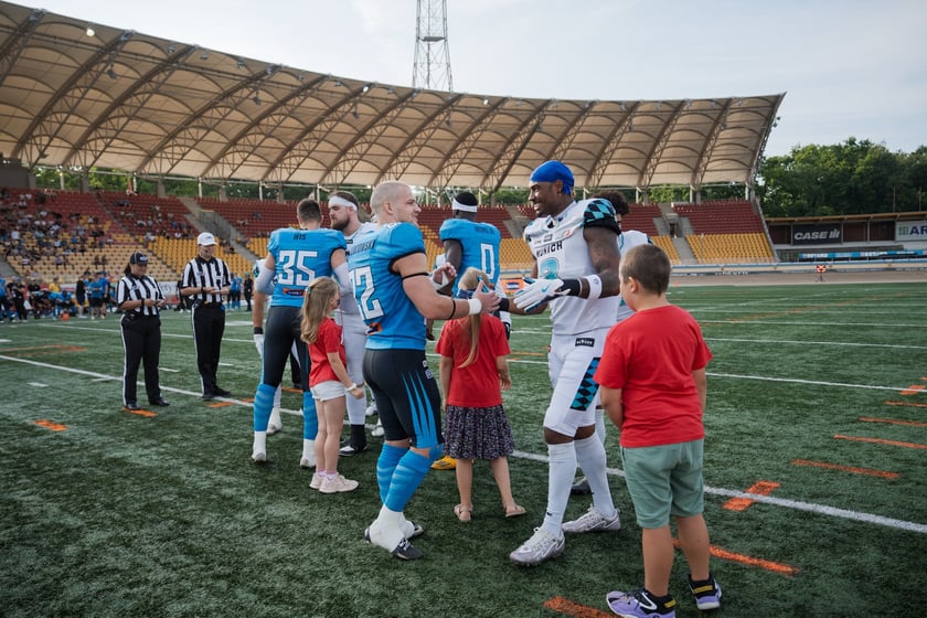 Mecz Panthers Wrocław - Munich Ravens na Stadionie Olimpijskim. Zdjęcia z meczu oraz kibiców, 16 sierpnia 2025 r.