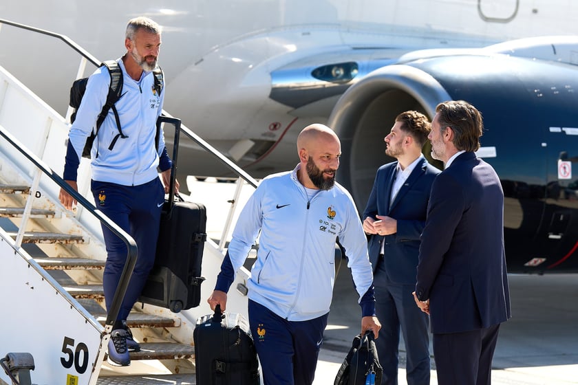 Drużyna narodowa Francji wylądowała we Wrocławiu (4 września 2025)