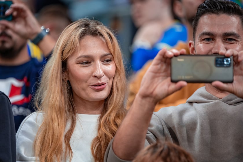 Kibice na meczu Ukraina - Francja na Tarczyński Arenie we Wrocławiu