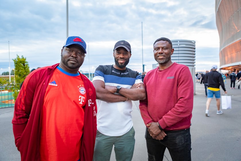 Kibice w drodze na mecz Ukrainy z Francją na Tarczyński Arenie, 5 września 2025