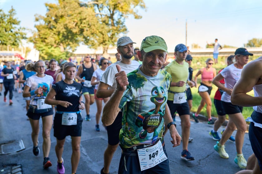 Orthos H2O P&oacute;łmaraton 2025