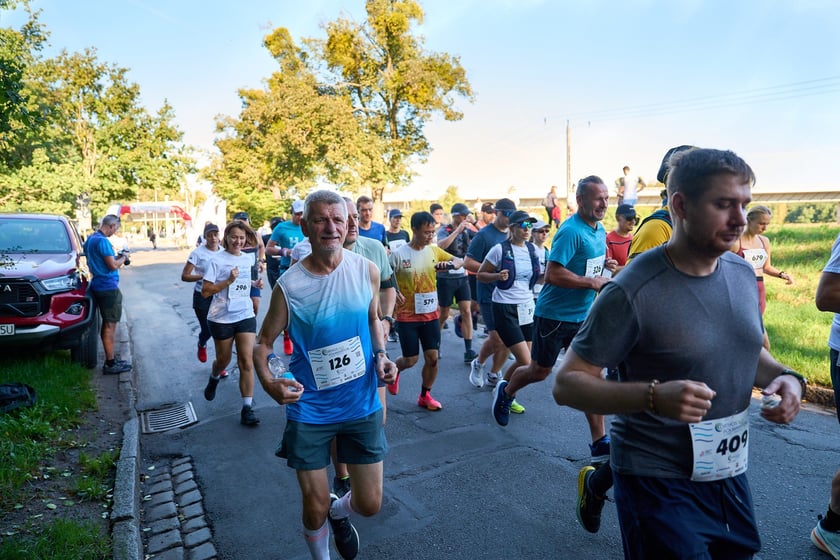 Orthos H2O P&oacute;łmaraton 2025