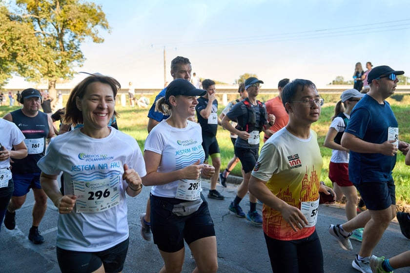 Orthos H2O P&oacute;łmaraton 2025