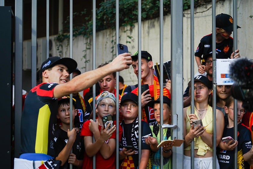 Betard Sparta Wrocław 61:29 GKM Sparta. Galeria zdjęć kibic&oacute;w - 21 września