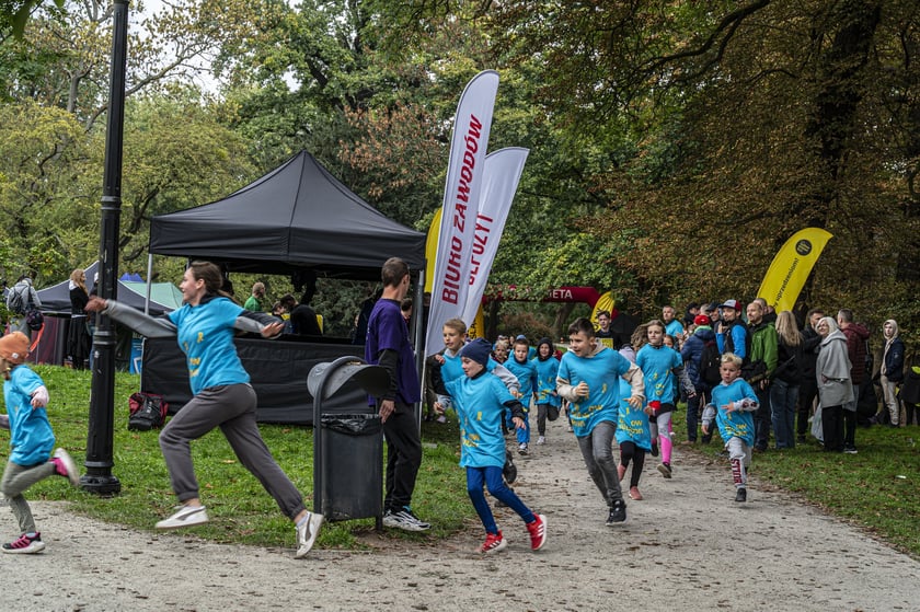 Yellow Ribbon Run 2025 - pierwszy w Polsce bieg spod znaku "ż&oacute;łtej wstążki" odbył się we Wrocławiu 30 września