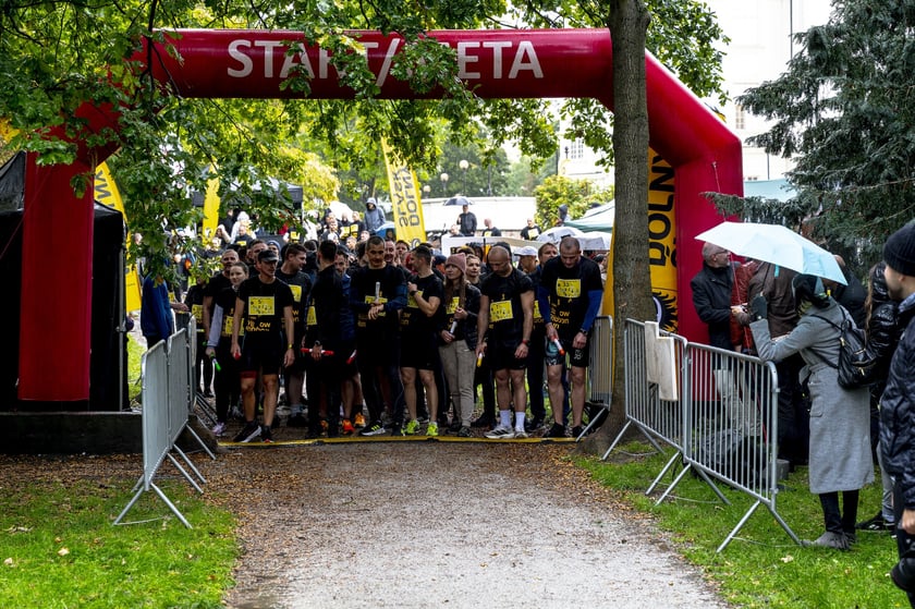 Yellow Ribbon Run 2025 - pierwszy w Polsce bieg spod znaku "ż&oacute;łtej wstążki" odbył się we Wrocławiu 30 września