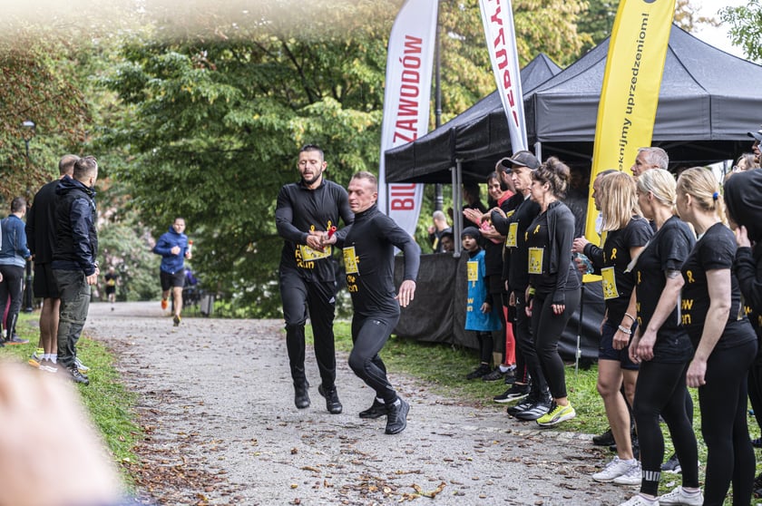 Yellow Ribbon Run 2025 - pierwszy w Polsce bieg spod znaku "ż&oacute;łtej wstążki" odbył się we Wrocławiu 30 września