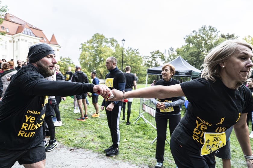 Yellow Ribbon Run 2025 - pierwszy w Polsce bieg spod znaku "ż&oacute;łtej wstążki" odbył się we Wrocławiu 30 września