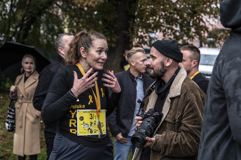 Yellow Ribbon Run 2025 - pierwszy w Polsce bieg spod znaku "ż&oacute;łtej wstążki" odbył się we Wrocławiu 30 września