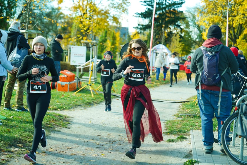 Halloweenowy bieg Radia Wrocław. Park Skowroni, 26.10.2025