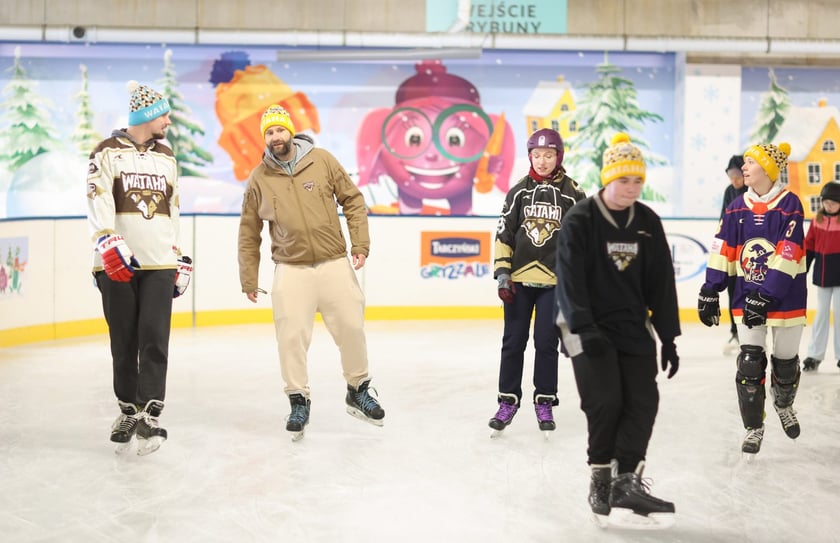 Sobotę 22 listopada 2025 r. ruszyło lodowisko na Tarczyński Arenie