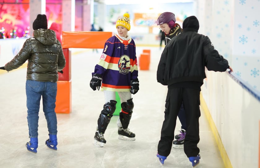 Sobotę 22 listopada 2025 r. ruszyło lodowisko na Tarczyński Arenie