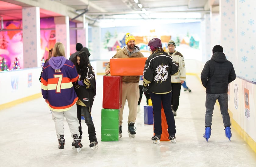 Sobotę 22 listopada 2025 r. ruszyło lodowisko na Tarczyński Arenie