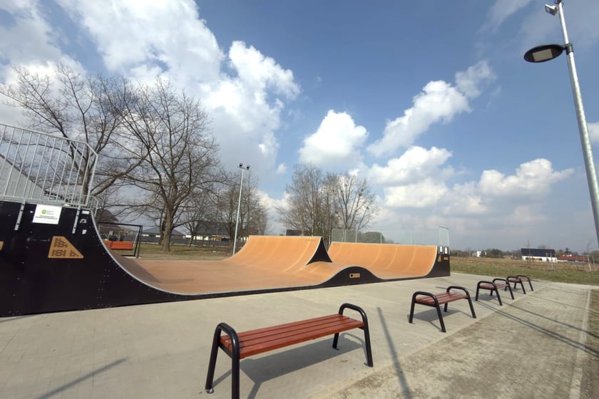 Rampa skateboardowa przy ul. Kominiarskiej we Wrocławiu