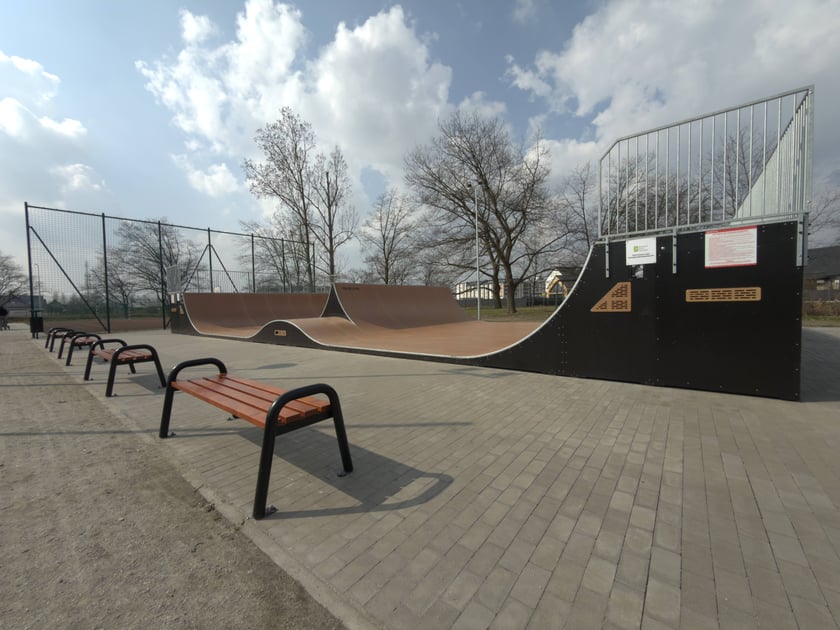 Rampa skateboardowa przy ul. Kominiarskiej we Wrocławiu