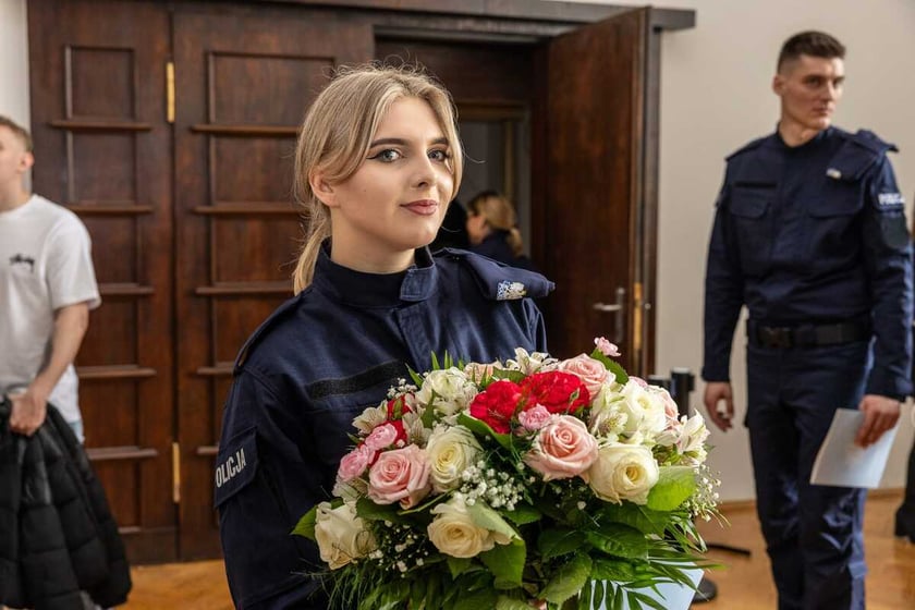 Ślubowanie nowych policjantów we Wrocławiu
