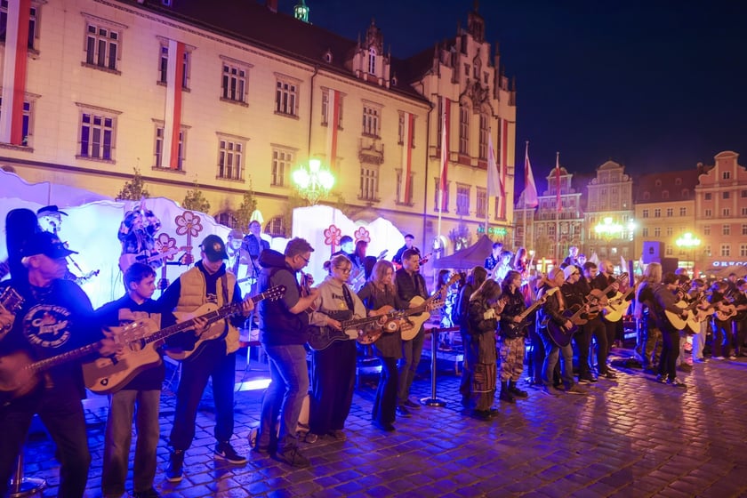 Flash Mob na wrocławskim Rynku - 30.04.2026 r.