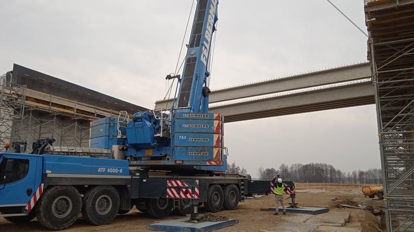 Budowa wiaduktu na obwodnicy Leśnicy