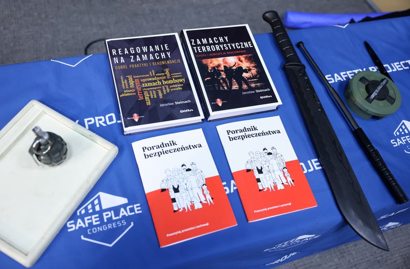 Szkolenie w ramach programu Bezpieczny Wrocław w ZS nr 1 we Wrocławiu