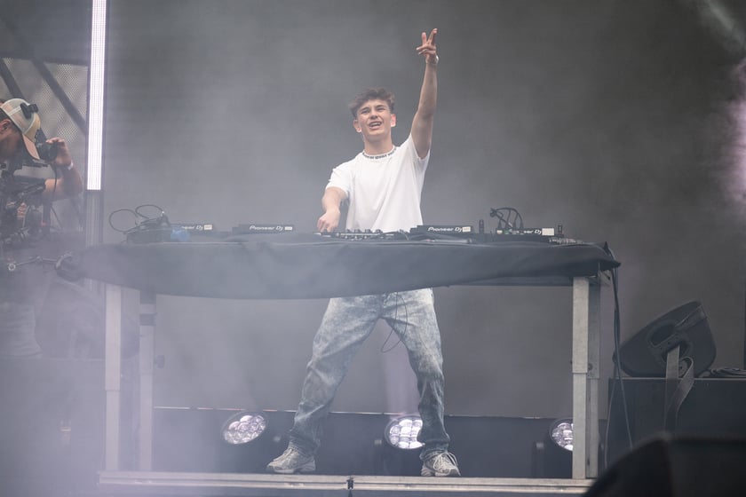 DJ Otek. Koncert na Tarczyński Arena tuż przed 12. Nocnym Wrocław P&oacute;łmaratonem - 6 czerwca