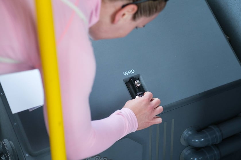 Autobus WRO75 z grą