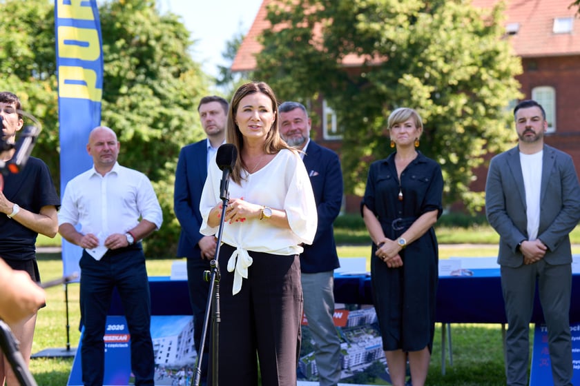 Podpisanie umowy na budowę kompleksu TBS Wrocław na Brochowie. Iwona Gosa, Prezes Zarządu TBS Wrocław