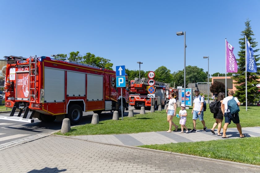 Aquapark Wrocław przy ul. Borowskiej, ewakuacja osób, 27 czerwca 2026 r.
