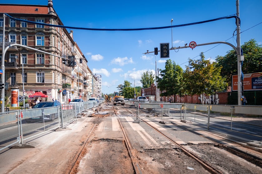Remont torowiska na ulicy Trzebnickiej