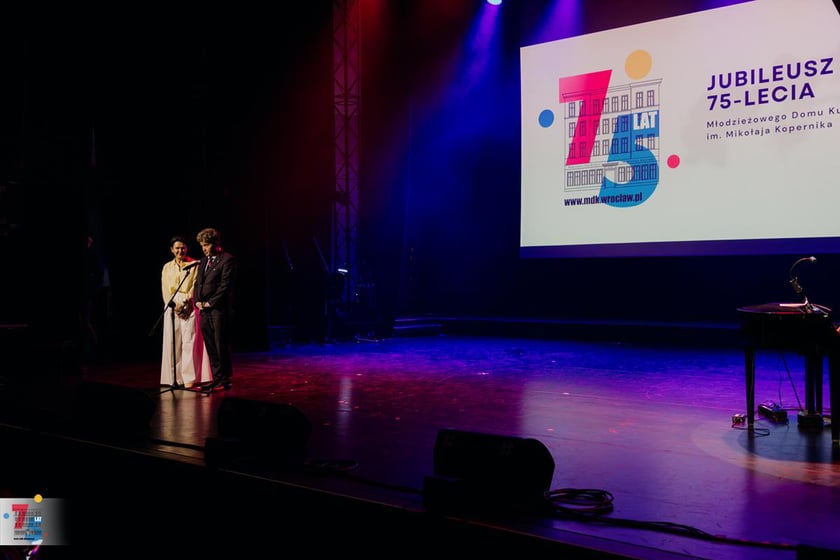 Koncert Jubileuszowy 75-lecia Młodzieżowego Domu Kultury im. Mikołaja Kopernika