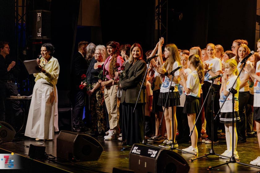 Koncert Jubileuszowy 75-lecia Młodzieżowego Domu Kultury im. Mikołaja Kopernika
