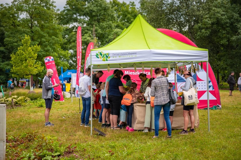 Piknik "Wakacje z Wroclaw.pl" pod wzgórzem Gajowym