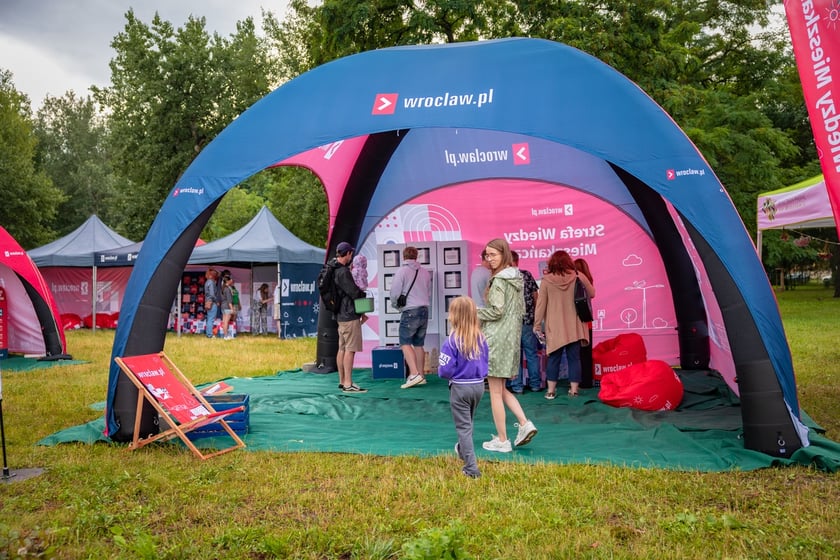 Piknik "Wakacje z Wroclaw.pl" pod wzgórzem Gajowym