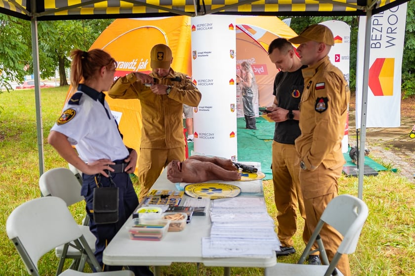 Piknik "Wakacje z Wroclaw.pl" pod wzgórzem Gajowym