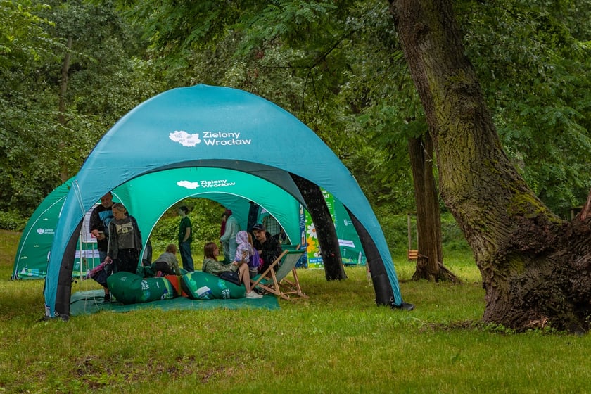 Piknik "Wakacje z Wroclaw.pl" pod wzgórzem Gajowym
